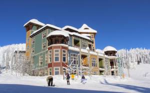 SnowBird Lodge - Silver Star Mountain Resort. Ski-in-ski-out